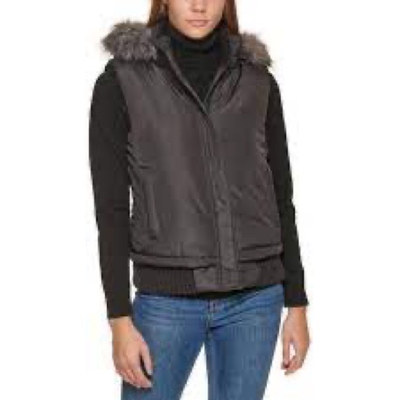 Calvin Klein Womens Black Quilted Faux Fur Puffer Vest Outerwear - Picture 4 of 16